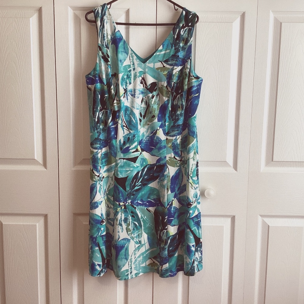 db (established 1962) Tropical Teal/white  V-Neck Pullover Dress Size 14